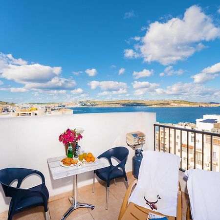 Апартаменти Penthouse With Seaview Terrace Сент-Полс-Бей Екстер'єр фото